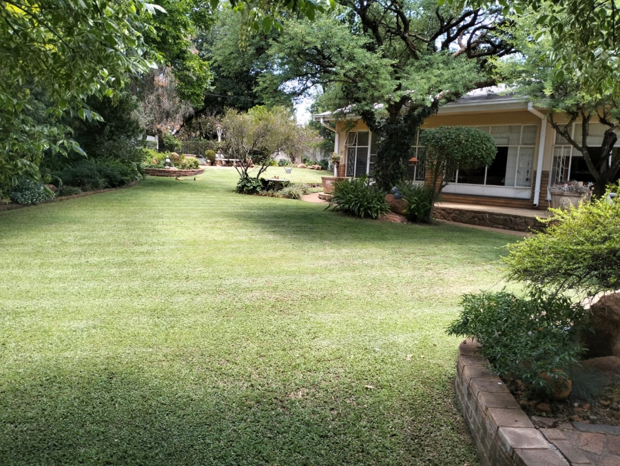 4 Bedroom Property for Sale in Flamwood North West